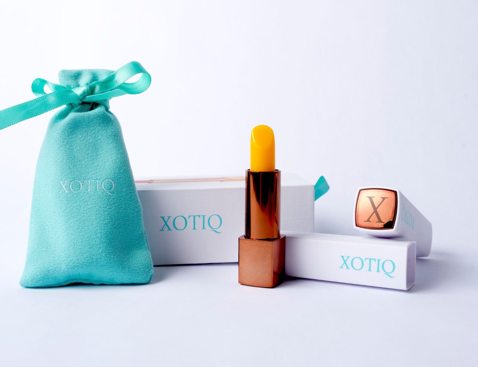 Premium Organic Vitamin C + Hemp Seed Oil Antioxidant Lip Treatment Set XOTIQ Cosmetics 